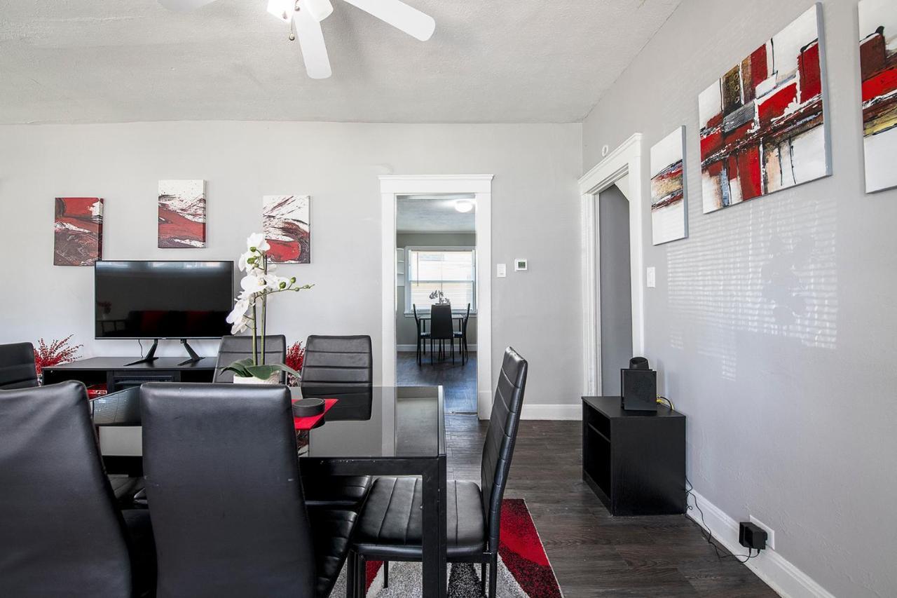 The Rubi Lounge: Modern Brooklyn Escape with Parking & High-Speed Wi-Fi Villa Cleveland Exterior photo