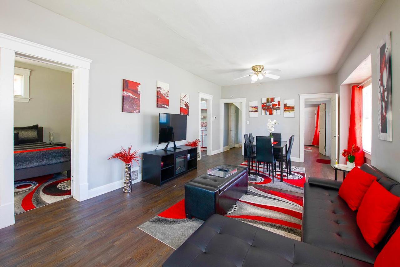 The Rubi Lounge: Modern Brooklyn Escape with Parking & High-Speed Wi-Fi Villa Cleveland Exterior photo