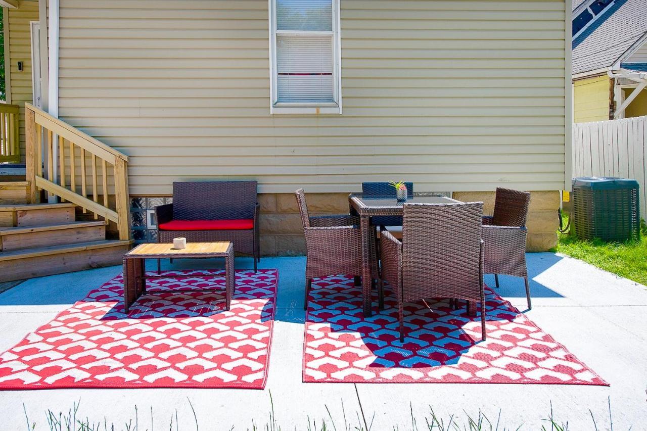 The Rubi Lounge: Modern Brooklyn Escape with Parking & High-Speed Wi-Fi Villa Cleveland Exterior photo