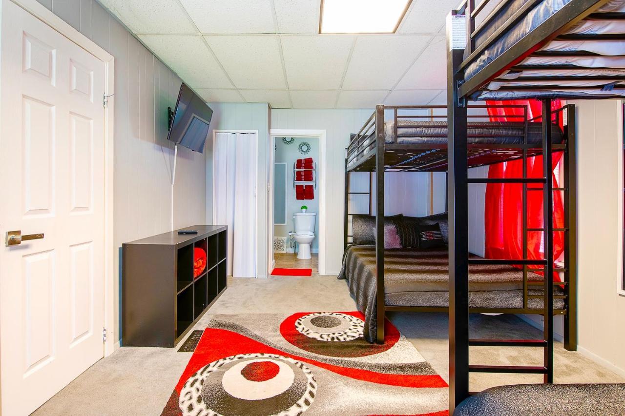 The Rubi Lounge: Modern Brooklyn Escape with Parking & High-Speed Wi-Fi Villa Cleveland Exterior photo